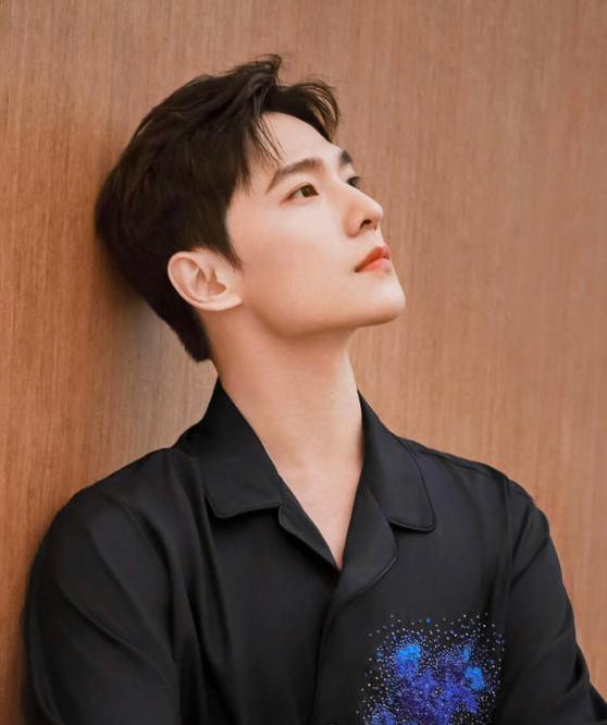 迪丽爆料热巴杨洋视频,幕后真相揭秘